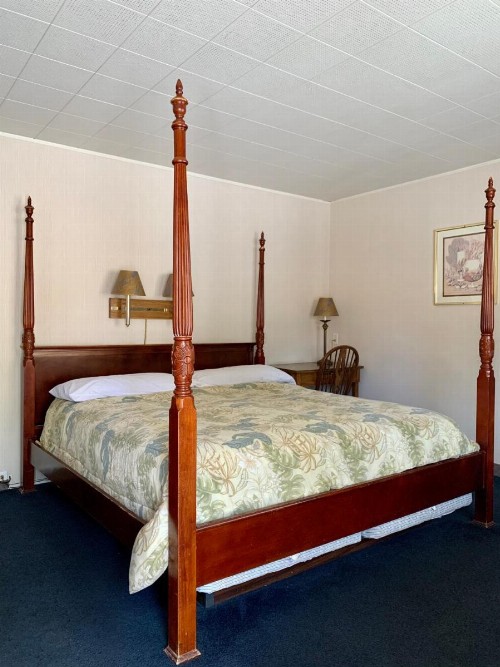Stevenson’s Inn - image 30