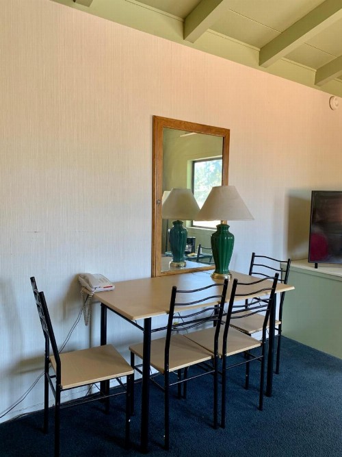 Stevenson’s Inn - image 5