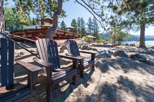 Red Wolf Lakeside Lodge - image 17
