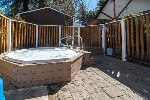 Red Wolf Lakeside Lodge - image 30
