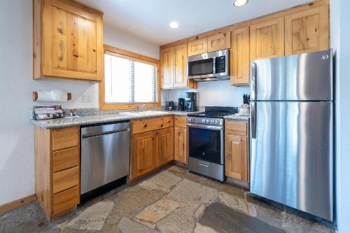 Red Wolf Lakeside Lodge - image 34