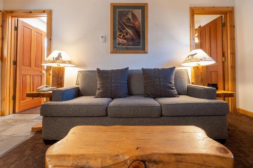 Red Wolf Lakeside Lodge - image 8