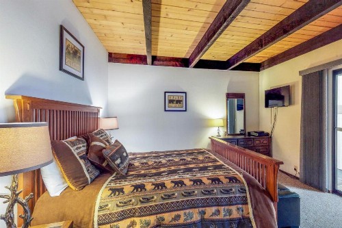 Kings Beach Retreat-Kingswood Village #140 - image 7