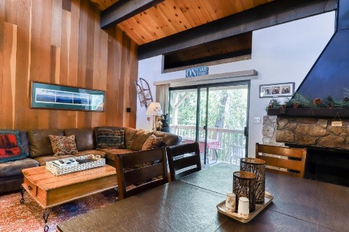 Streamside Townhome - image 9