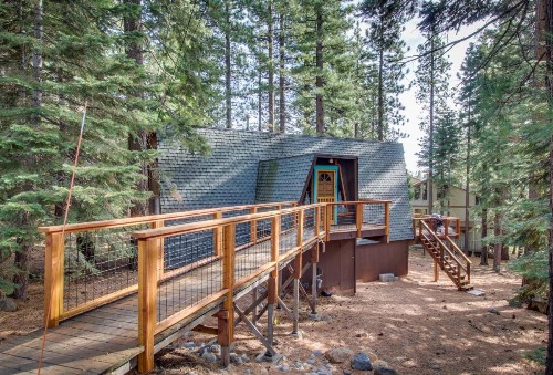 Canterbury Kings Beach Treehouse - image 8
