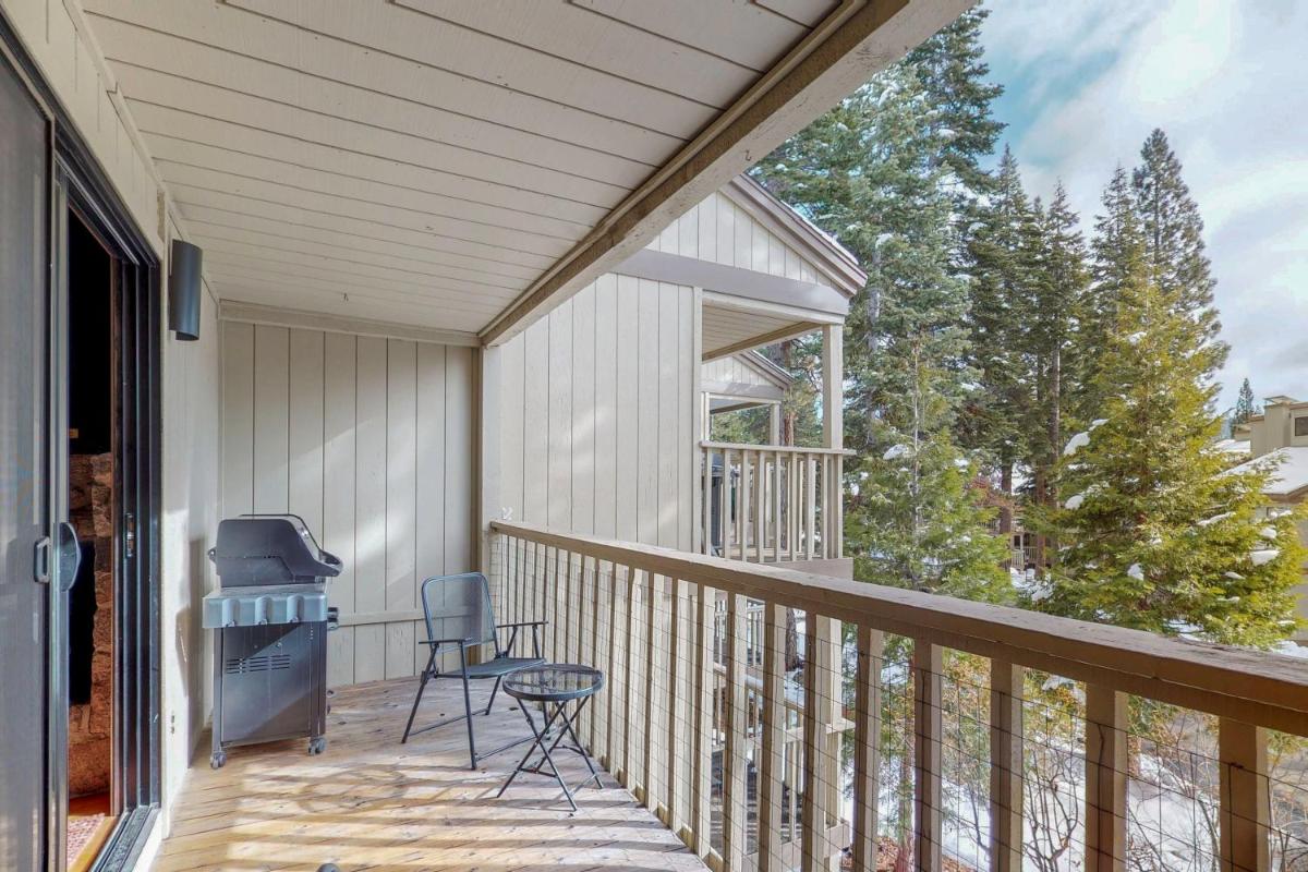 Kingswood Retreat - main image