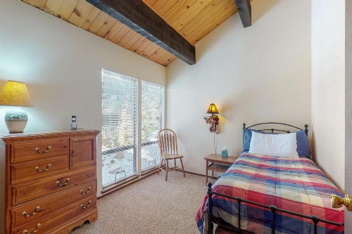 Kingswood Retreat - image 3