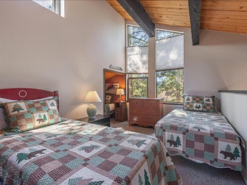 The Bear's Den (Condo) - image 10