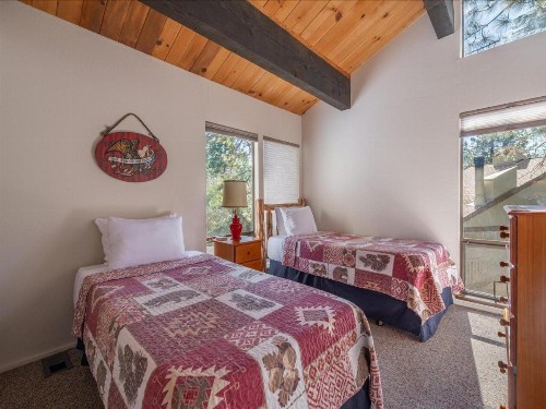 The Bear's Den (Condo) - image 31