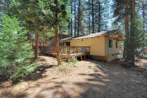 Dolly Varden Cottage (Cabin) - image 11