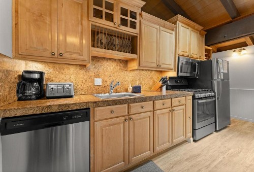 Dolly Varden Cottage (Cabin) - image 28