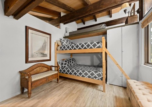 Dolly Varden Cottage (Cabin) - image 29