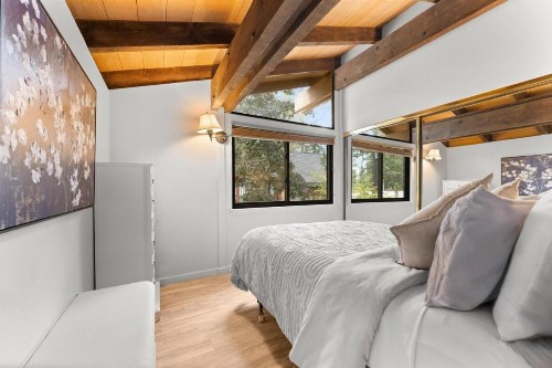 Dolly Varden Cottage (Cabin) - image 4