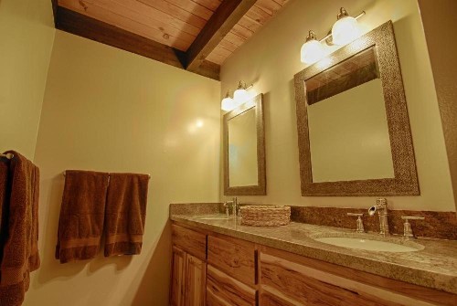 Bed-N-Bliss (Condo) - image 3