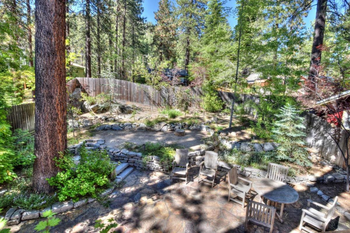 Rocky Retreat - image 2