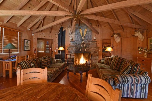 Rockpile Treehouse - image 1