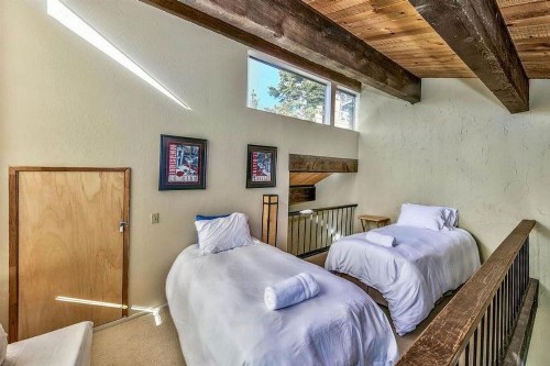 North Lake Loft - image 4