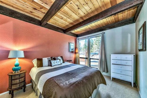 North Lake Loft - image 8