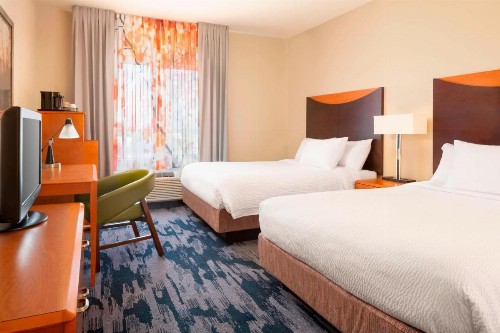 Fairfield Inn & Suites by Marriott Selma Kingsburg - image 20
