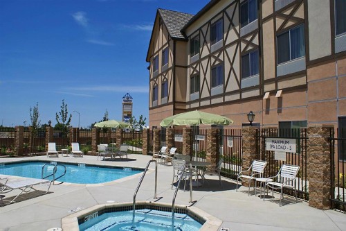 Fairfield Inn & Suites by Marriott Selma Kingsburg - image 24