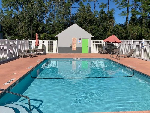 Magnolia Inn Kingsland - image 5