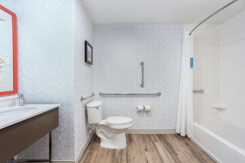 Hampton Inn Kingsport - image 22