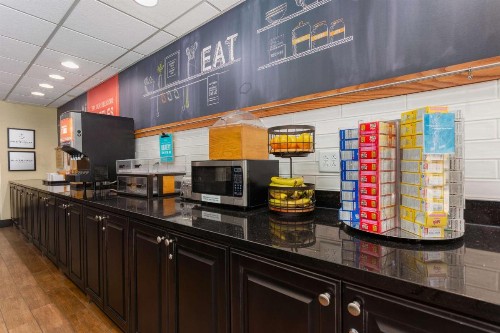 Hampton Inn Kingsport - image 6