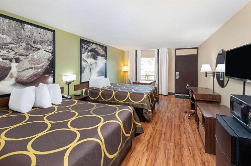 Super 8 by Wyndham Kingsport - image 12