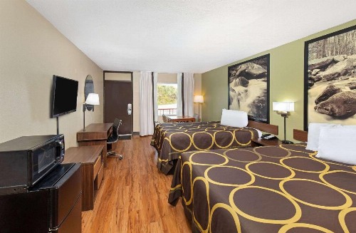 Super 8 by Wyndham Kingsport - image 28