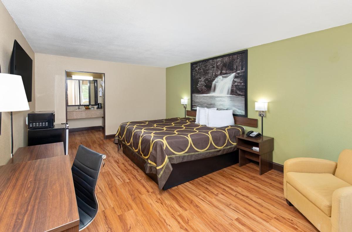 Super 8 by Wyndham Kingsport - image 7