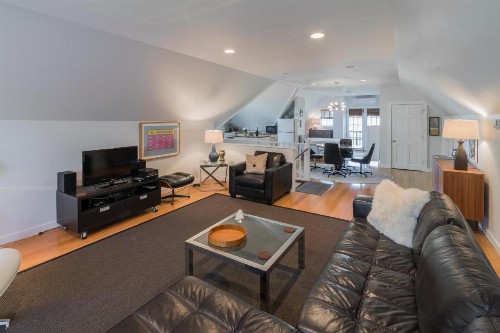 The Carriage House Loft - image 24