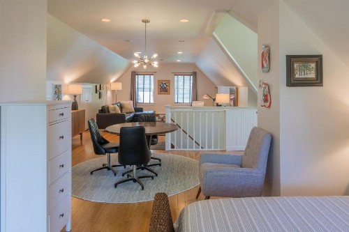 The Carriage House Loft - image 29