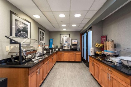 Hampton Inn & Suites Orlando-South Lake Buena Vista - image 23