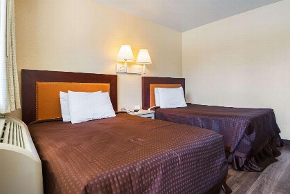 Rodeway Inn Kissimmee Main Gate West - image 13
