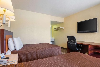 Rodeway Inn Kissimmee Main Gate West - image 14