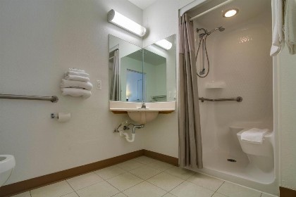 Motel 6-Kissimmee FL - Orlando - image 2