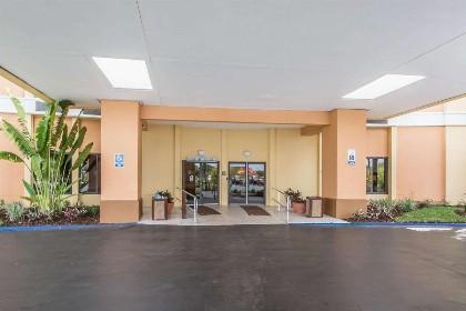 Comfort Inn Maingate - image 3