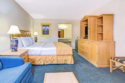 Knights Inn - Kissimmee Orlando - image 11