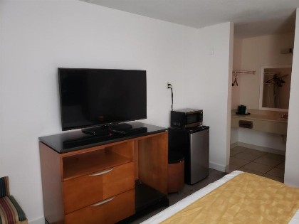 Knights Inn - Kissimmee Orlando - image 18