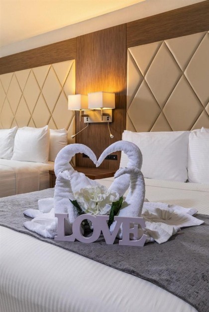 Palazzo Lakeside Hotel a Magic Moment Hotel Collection - image 24