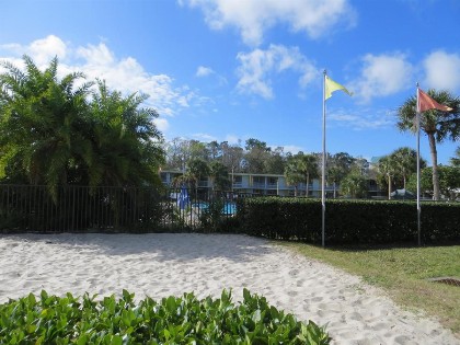 Seralago Hotel & Suites Main Gate East - image 4
