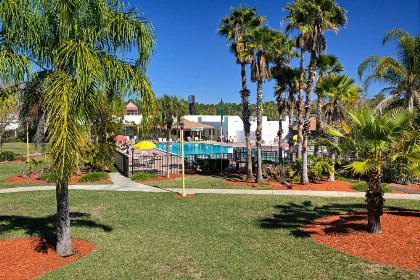 Seralago Hotel & Suites Main Gate East - image 40