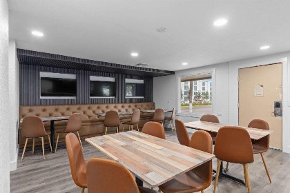 Knights Inn - Maingate Kissimmee - image 22