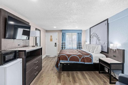 Knights Inn - Maingate Kissimmee - image 29
