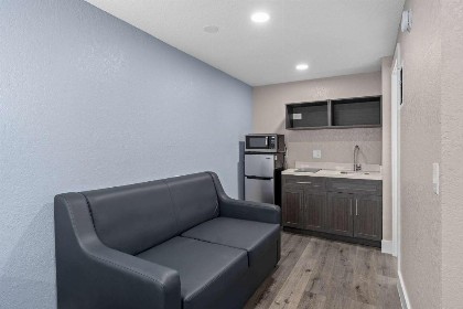 Knights Inn - Maingate Kissimmee - image 37