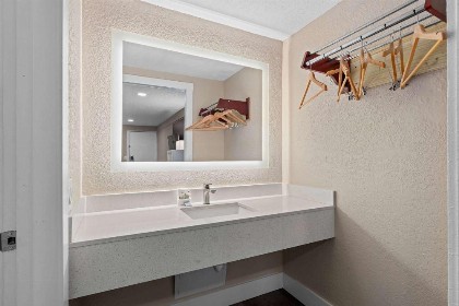 Knights Inn - Maingate Kissimmee - image 39