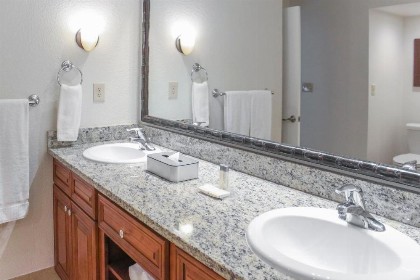 Polynesian Isles Resort By Diamond Resorts - Newly Renovated - image 5