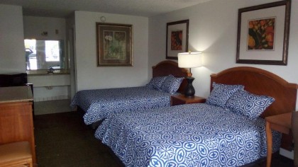 Ambassador Inn - image 7