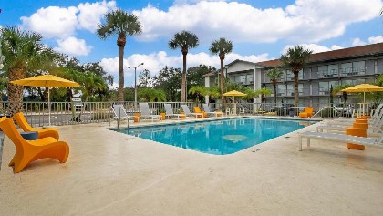 Baymont by Wyndham Kissimmee - image 22