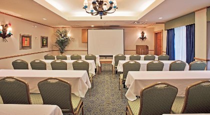 Best Western Plus Kissimmee-Lake Buena Vista South Inn & Suites - image 10